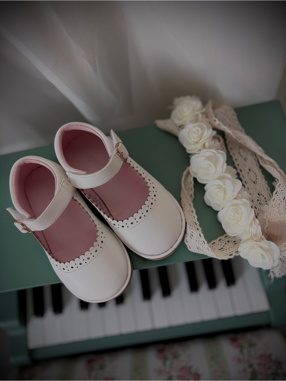 Nordstrom White Mary Jane Shoes with Pink Interior